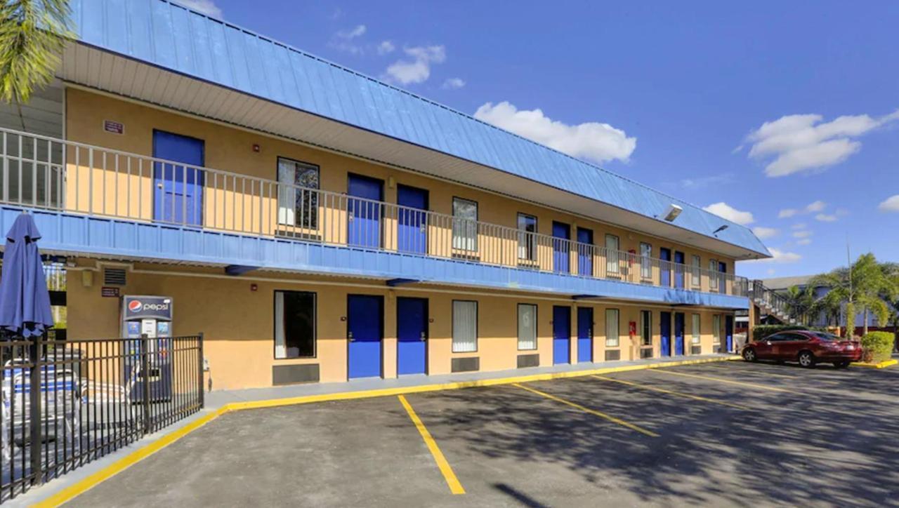 Magnuson Hotel Bradenton Exterior foto